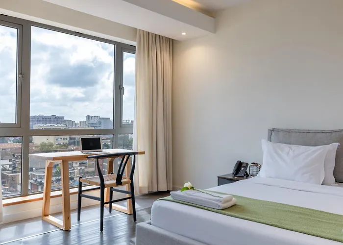 Capital M Emerald Line By Yourhost, Nairobi